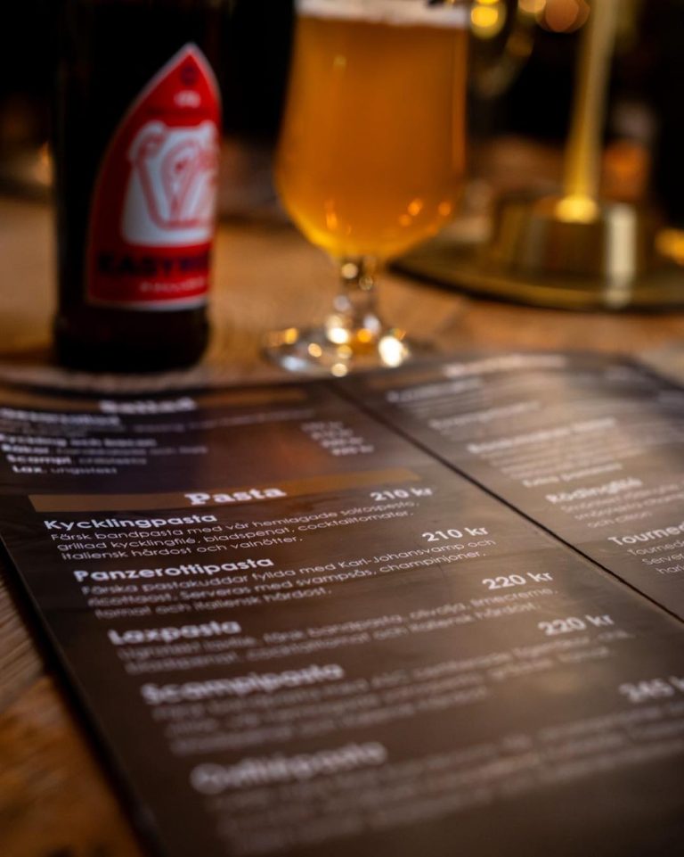 Instagram post from gardscafeet. This post is in position 2.