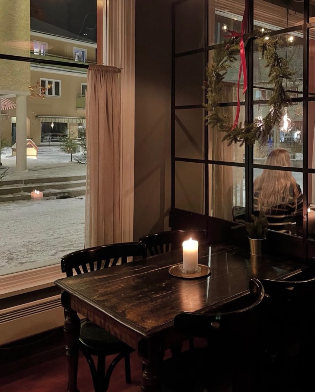 Instagram post from gardscafeet. This post is in position 3.