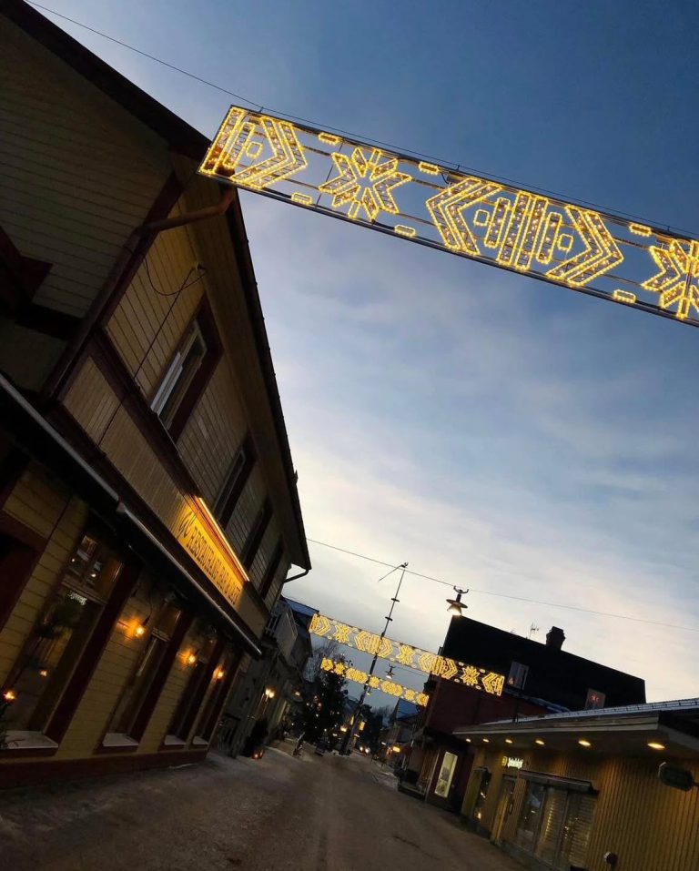 Instagram post from gardscafeet. This post is in position 1.