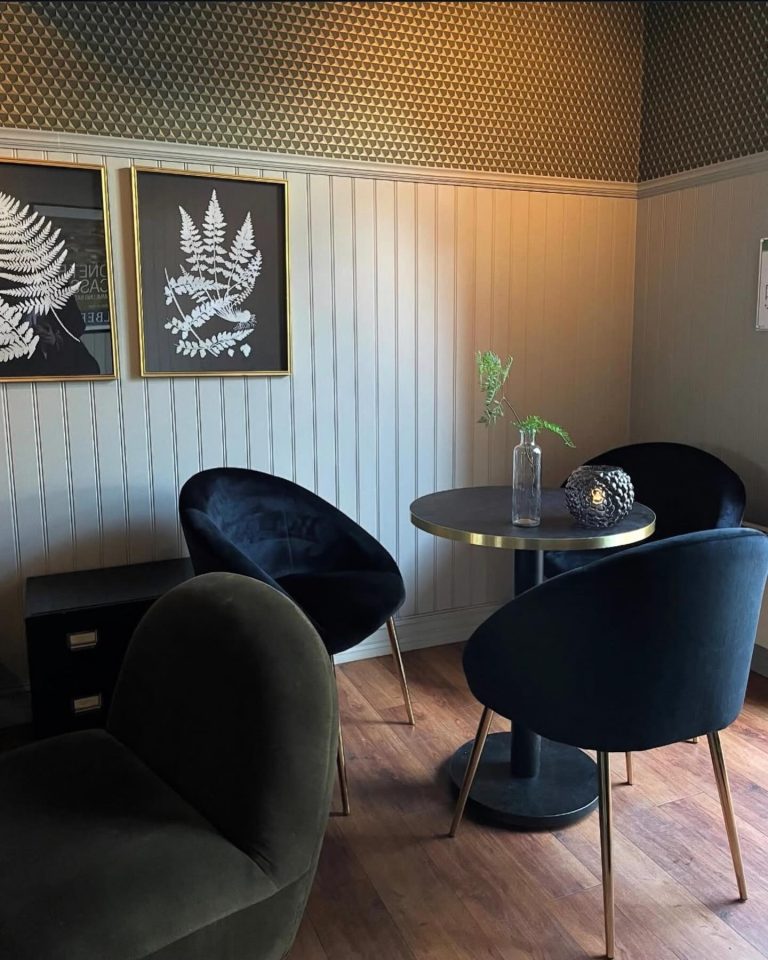 Instagram post from gardscafeet. This post is in position 1.