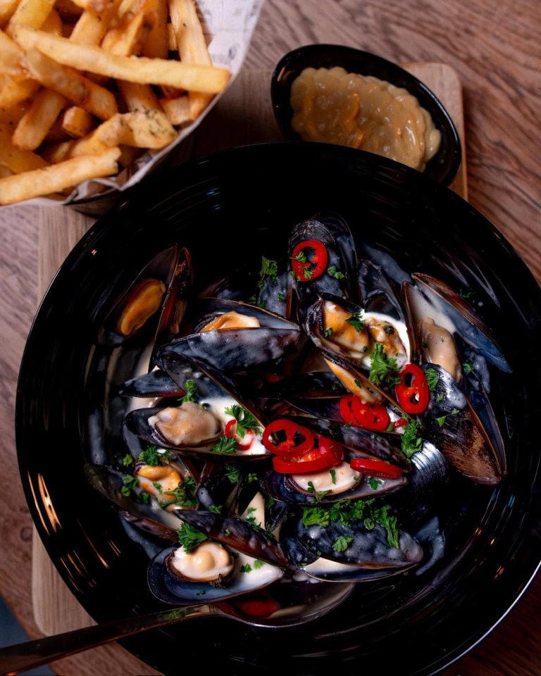 Instagram post from gardscafeet. This post is in position 1.